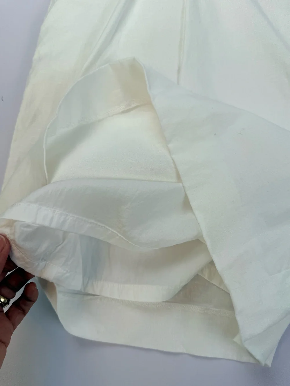 Alex Marie White Linen Blend High Rise Pleated Shorts Size 16‎ Summer Coastal